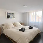 Nouveau - L'ensoleille Terrasse & Atypique - 10 Min Plages - Serenite & Confort - Ideal Famille Parking Et Wifi Gratuit - Speciale
