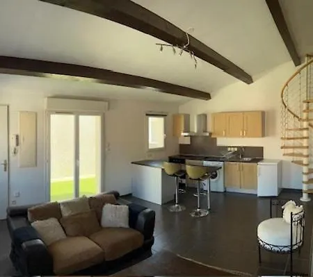Nouveau - L'ensoleille Terrasse & Atypique - 10 Min Plages - Parking Et Wifi Gratuit Apartment