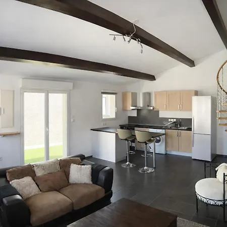 Nouveau - L'ensoleillé Terrasse&atypique - 10 Min Plages - Serenité&confort - Ideal Famille Parking Et Wifi Gratuit - Speciale *