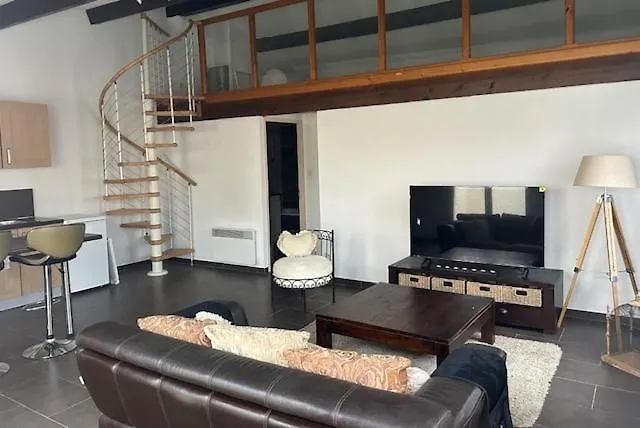 Nouveau - L'ensoleille Terrasse & Atypique - 10 Min Plages - Serenite & Confort - Ideal Famille Parking Et Wifi Gratuit - Speciale Διαμέρισμα Cabestany